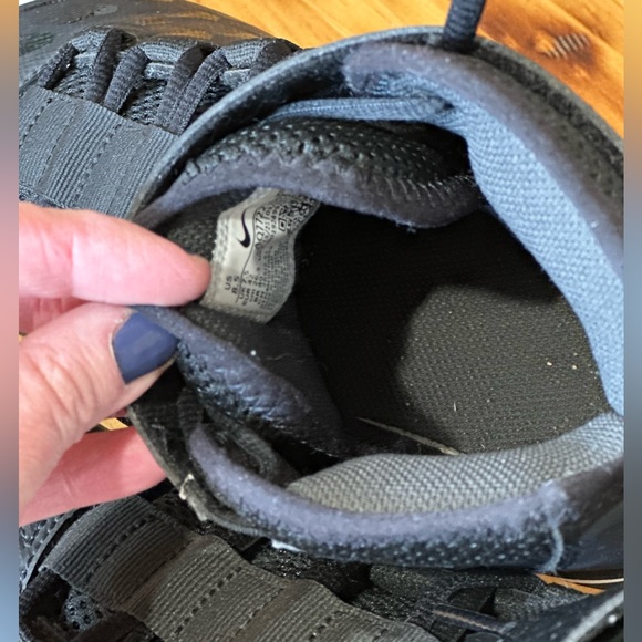 Nike Force Savage Shark 2 Men’s’ Football Cleats size 8.5 - Picture 3 of 13